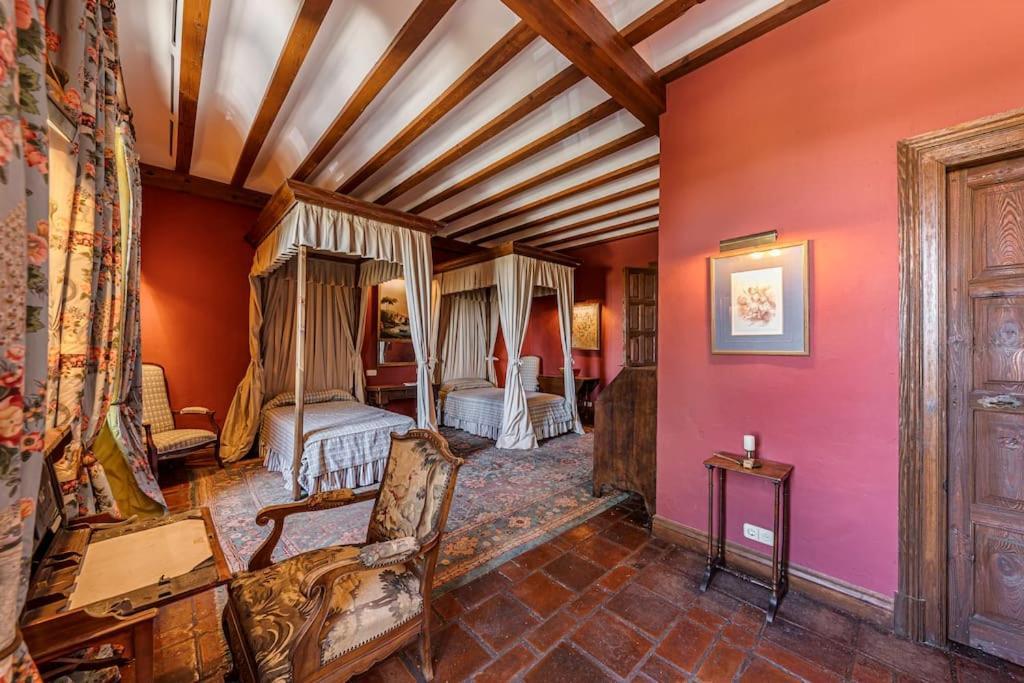 Casa Palacio Puy Du Fou Villa *