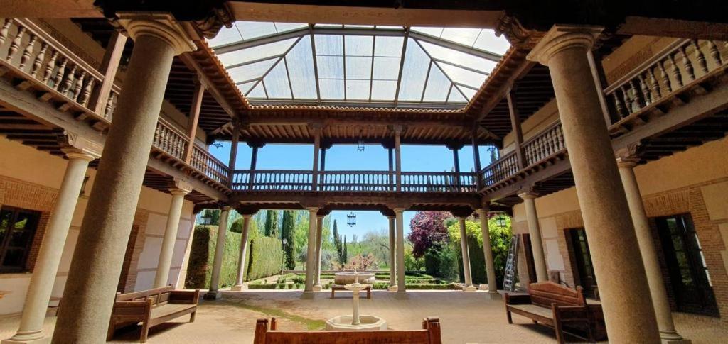 Casa Palacio Puy Du Fou *